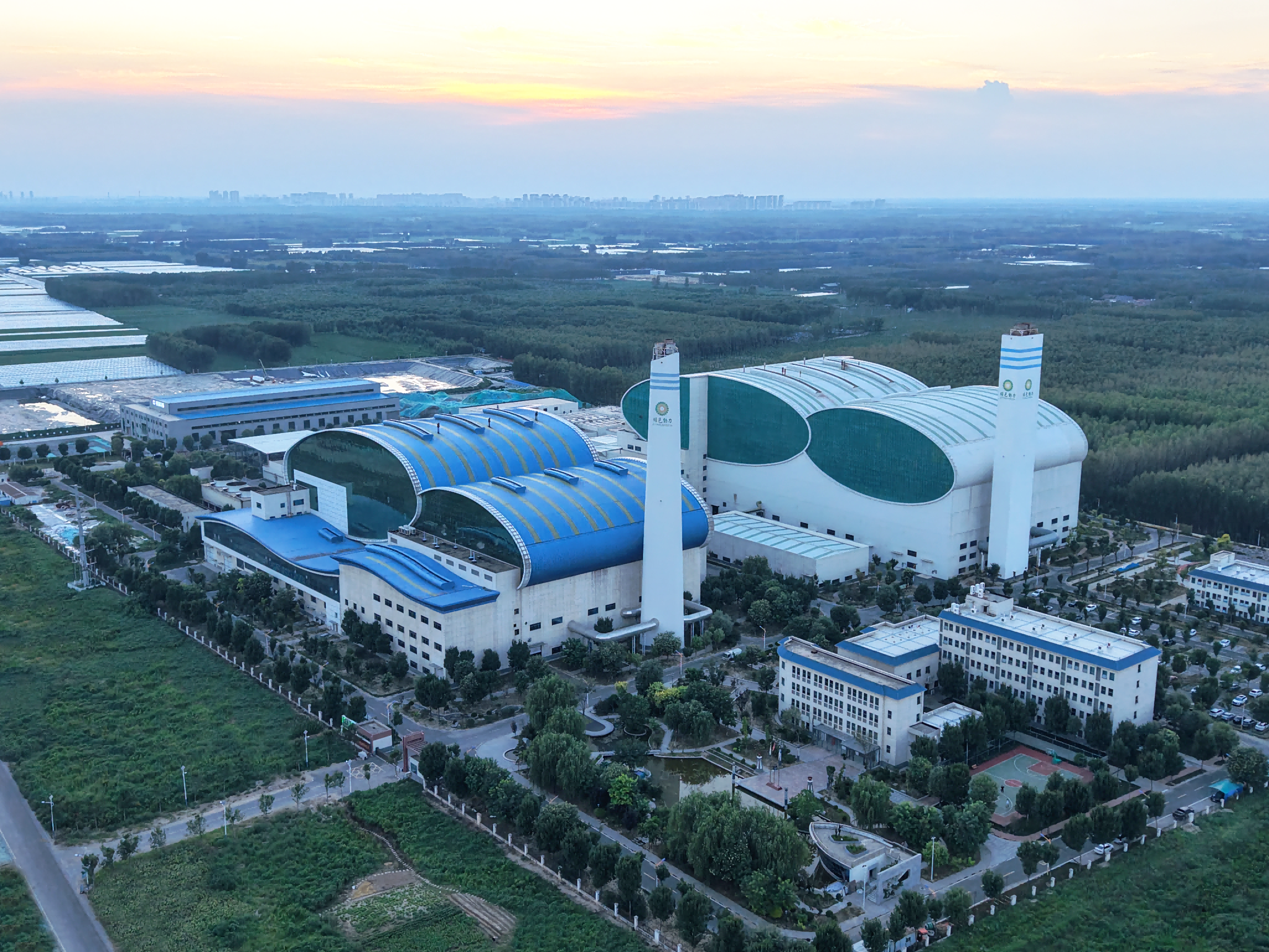 mg冰球突破豪华版成功研发垃圾池栅格智能畅通机械人系统 握别高危人为作业时期