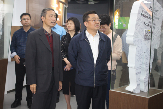 环境；げ糠⒄怪行娜斡轮魅蔚餮谢葜菹钅