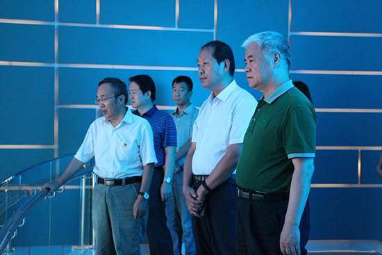 通州区人大常委会调研mg冰球突破豪华版通州项目